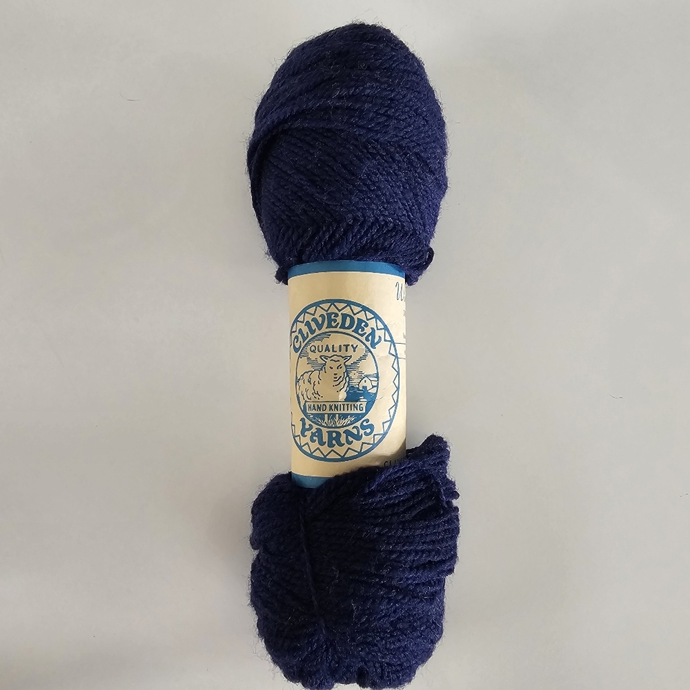 Vintage 1 Skein Cliveden Yarns Wintuk Sport Navy Blue 2-ply Orlon Acrylic 2 oz